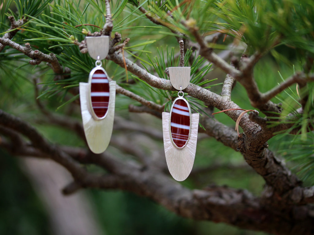 Red Agate Shield Earrings : archive